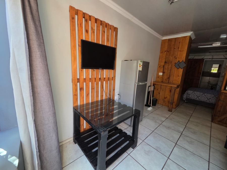 To Let 1 Bedroom Property for Rent in Kathu Northern Cape